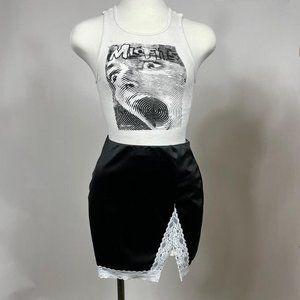 Women's White and Black Sleeveless Crew Neck lace Trim Cutout Leg Mini Skirt